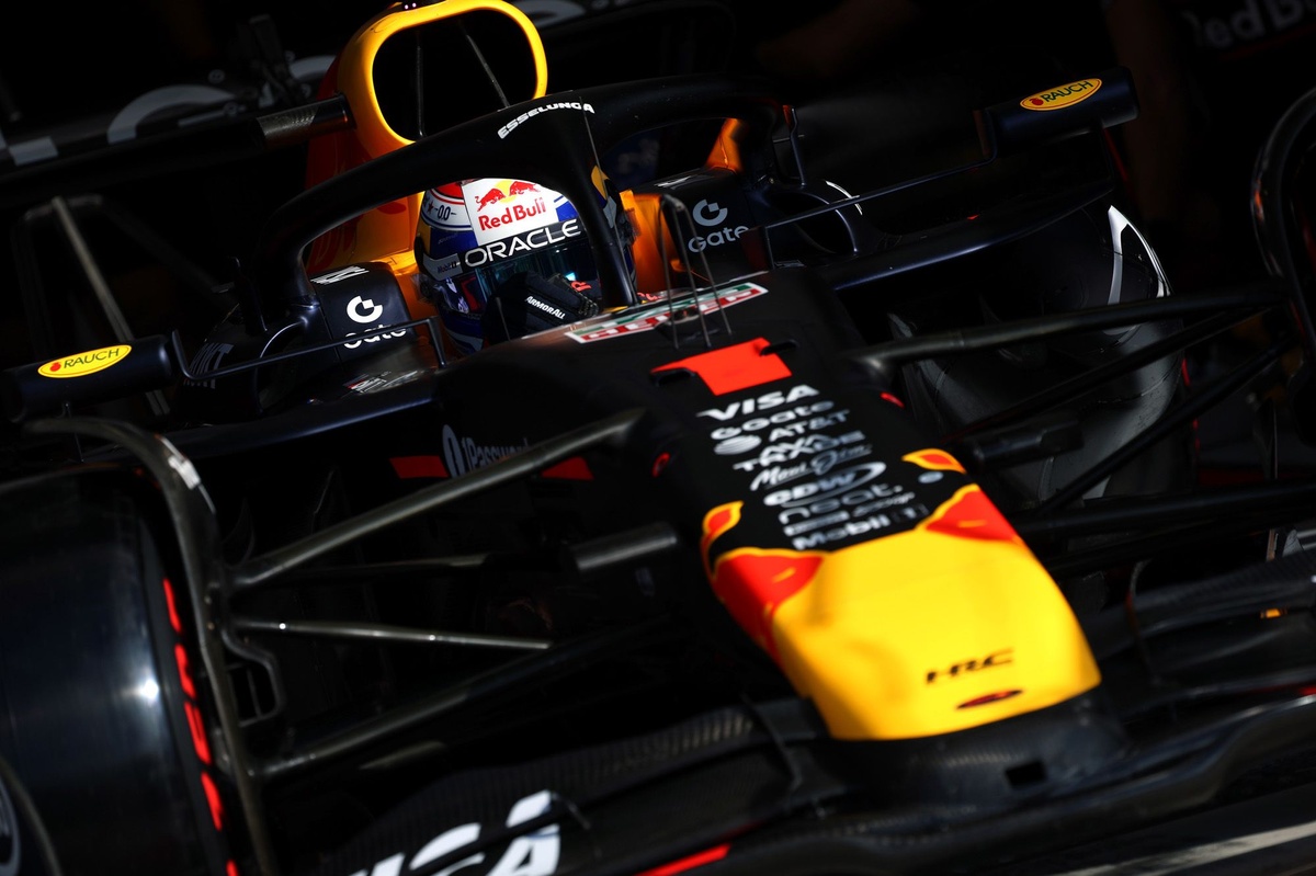 Max verstappen red bull racing.jpg